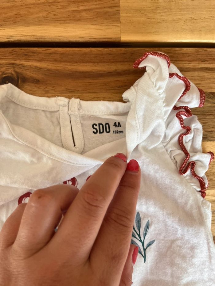 T shirt blanc - 4 ans - photo numéro 2