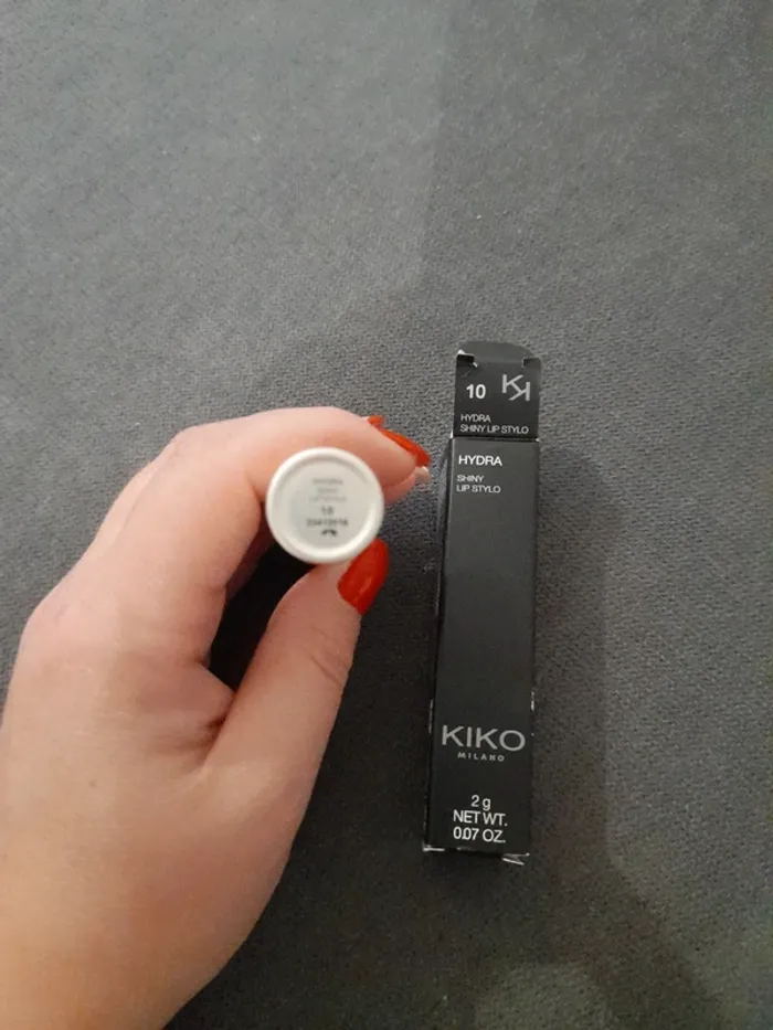 Hydra shiny lip stylo 10 kiko neuf - photo numéro 2