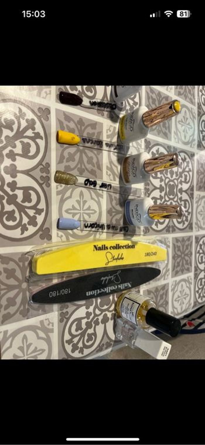 Lot de matériel pour ongles - photo numéro 2