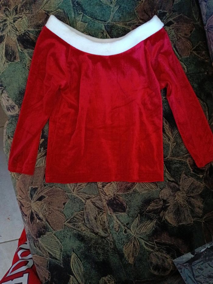 Costume 4 pièce noel - photo numéro 3