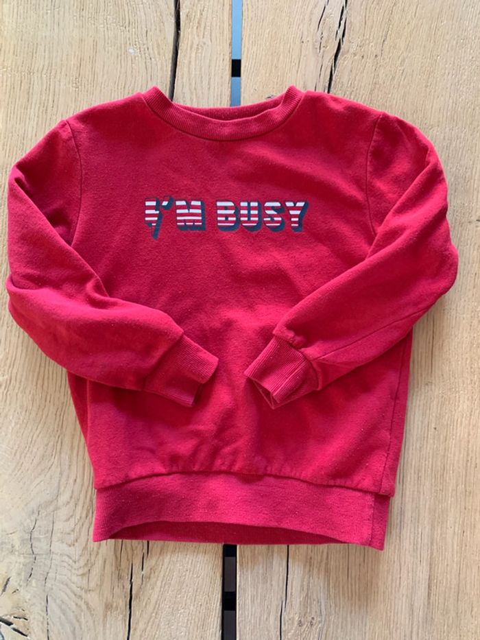 Pull ou sweat rouge I’m busy garçon 5 ans In Extenso