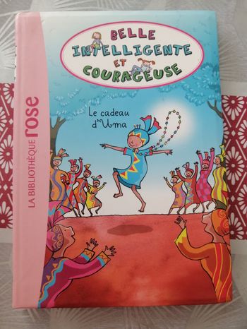 Livre belle intelligente et courageuse