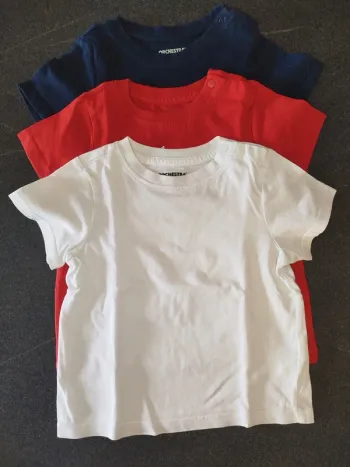 Lot de 3 t-shirts 23 mois