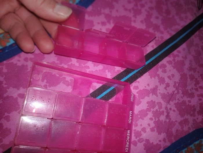 Plaquette semainier pour médicaments - photo numéro 5