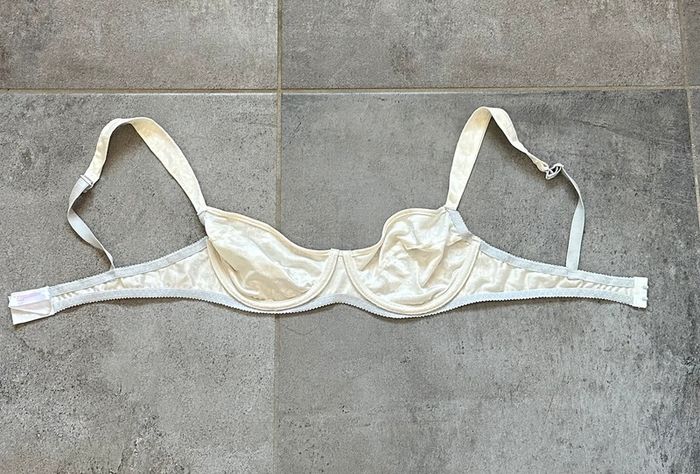 🔆 ravissant soutien gorge 90 B en excellent état Valege - photo numéro 6