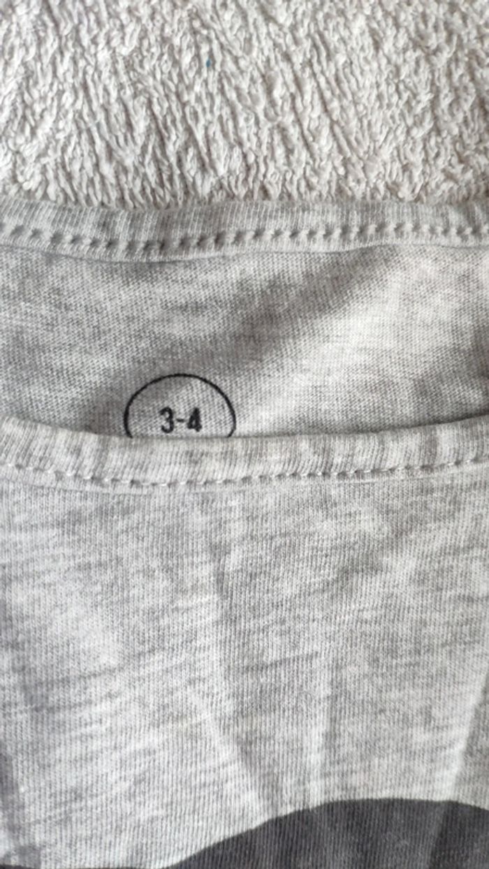 Lot de 3 t-shirts manches courtes 4 ans - photo numéro 6