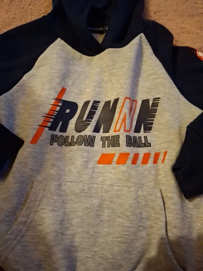 Pull taille 8 ans - photo numéro 2