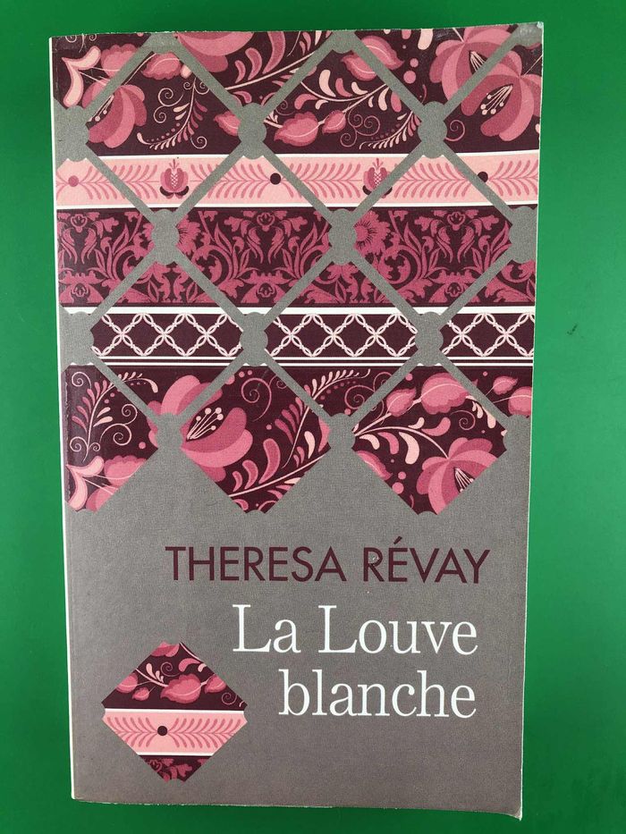 La louve blanche - Thérésa Révay