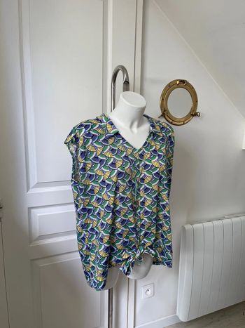 Top avec bijou
