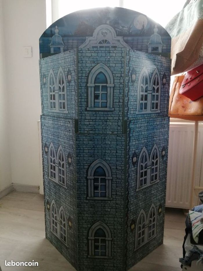 Grand manoir en bois "Monster high" - photo numéro 5