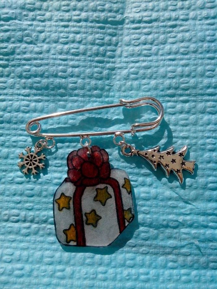 Broche