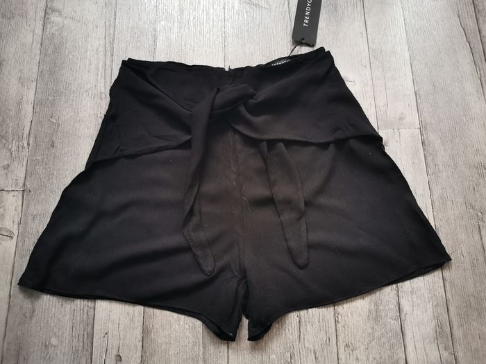 Short 36