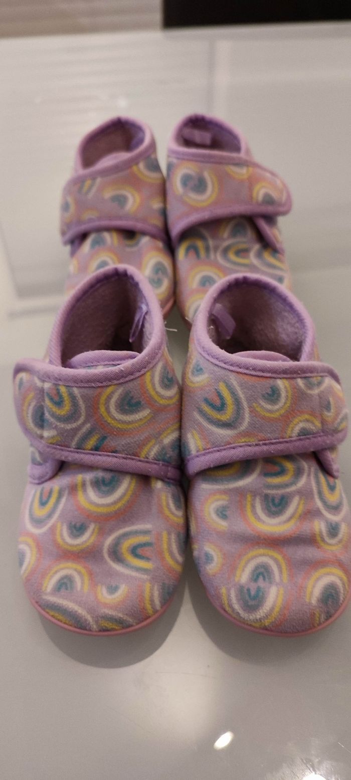 Lot chaussons - photo numéro 3