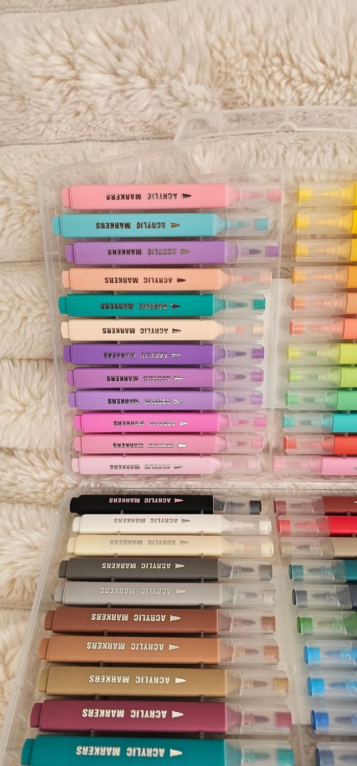 Lot de 48 marqueurs acrylique Neufs - photo numéro 2