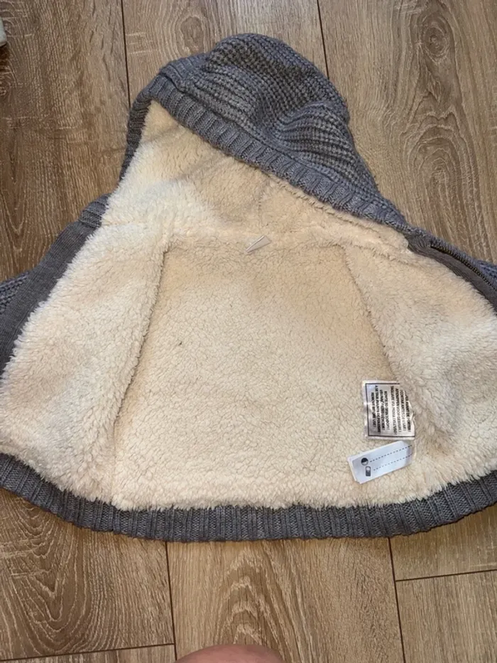 Lot de 2 gilets 6 mois - photo numéro 4