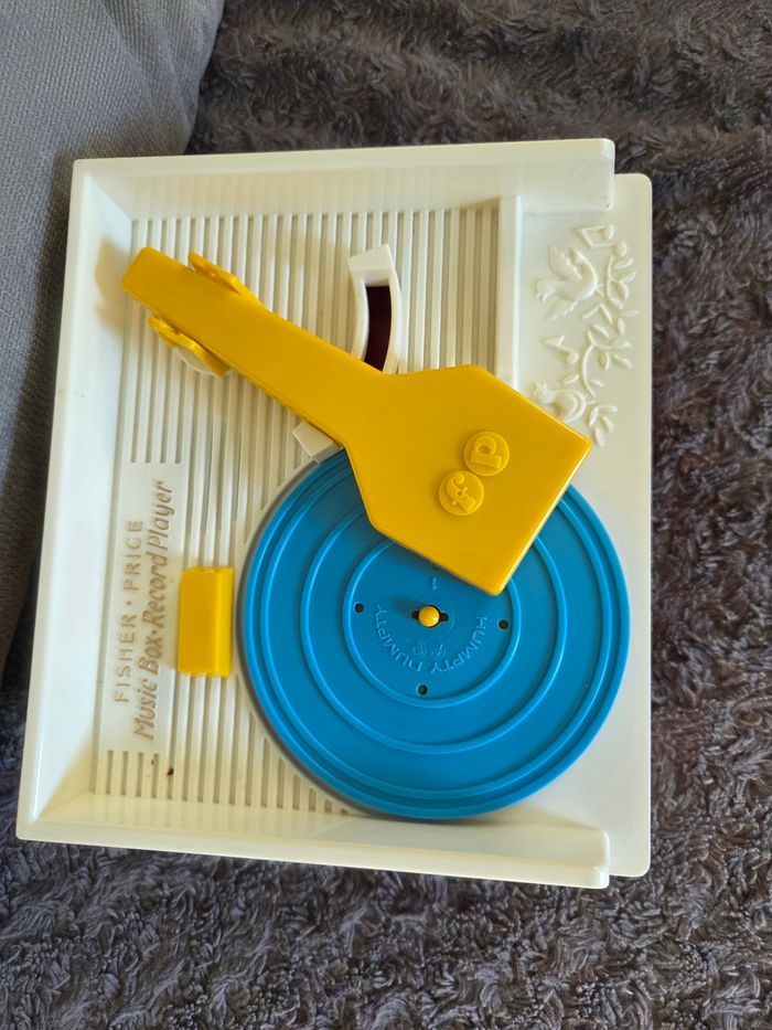 Tourne disque Fisher-Price vintage - photo numéro 2