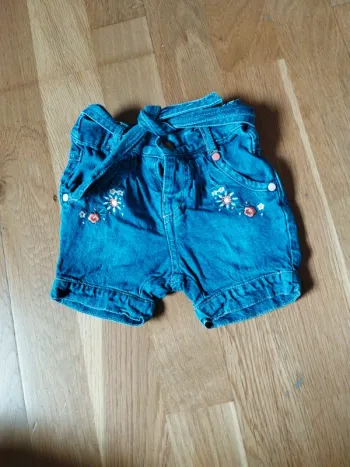 Short en jean 6 mois
