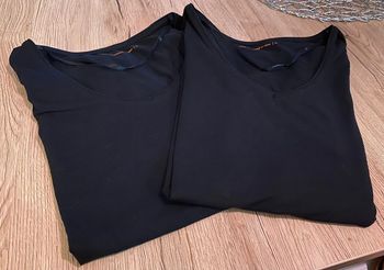 Lot 2 T shirts