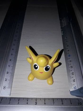 pokemon figurine