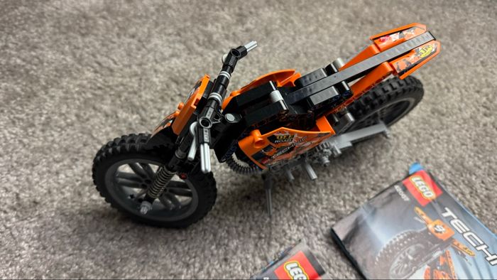 Lego technic 42007 moto cross bike - photo numéro 4