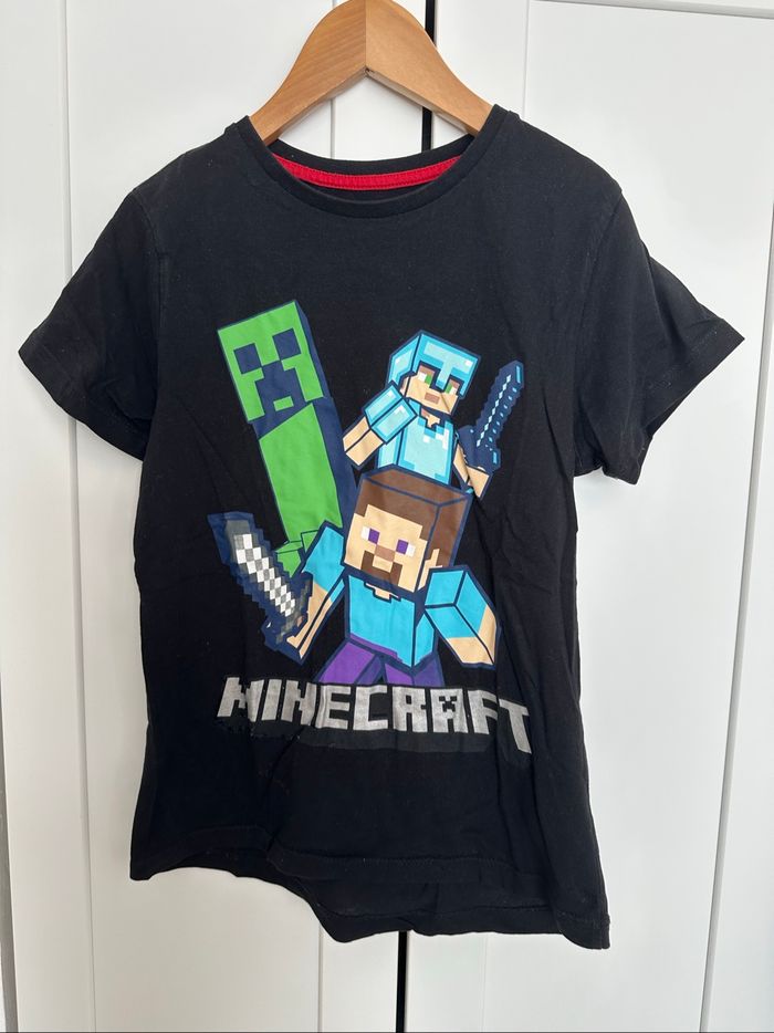 T-shirt minecraft taille 7/8ans très bon état noir vert