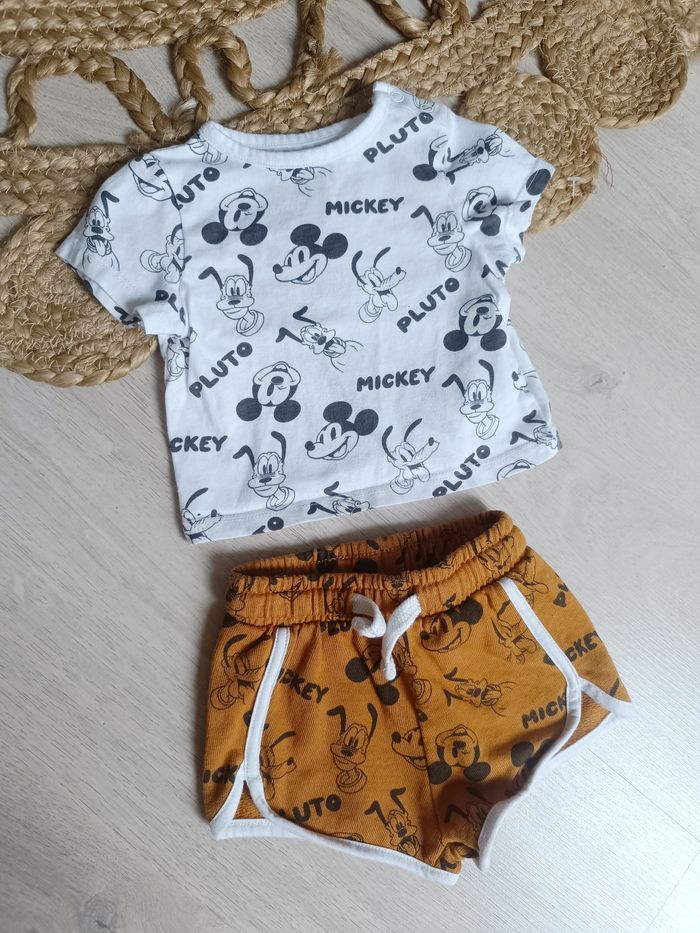 Ensemble Disney 1 mois