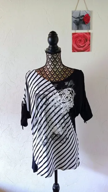 🌸T-shirt manches chauve-souris, taille 40