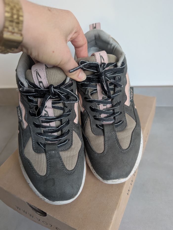 Baskets VO7 pointure 38 - photo numéro 3