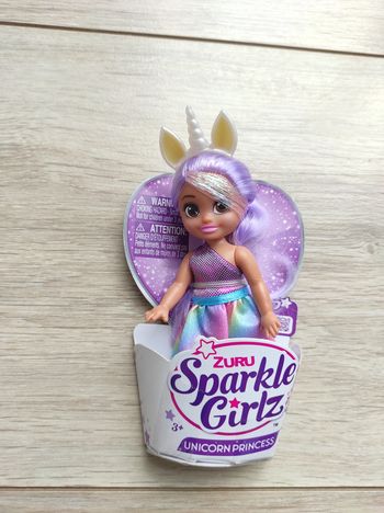 Poupée zuru sparkle girlz violette neuve 