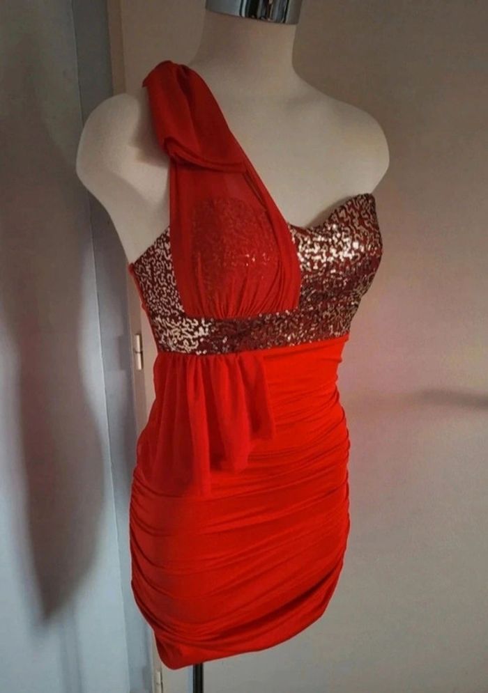 Robe neuve avec drapé S - photo numéro 2