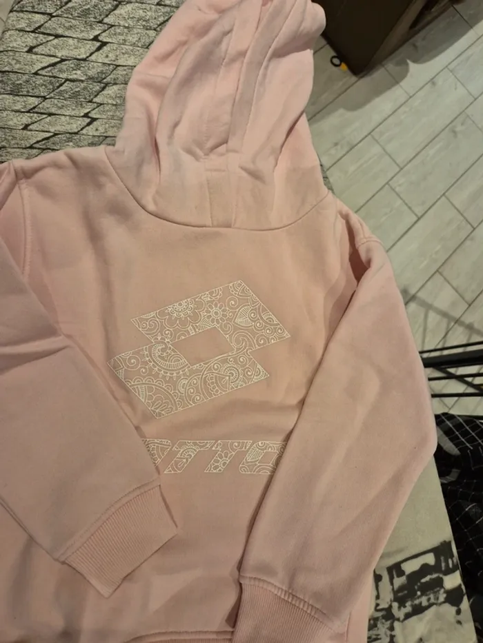 Sweat 5-6 ans - photo numéro 2