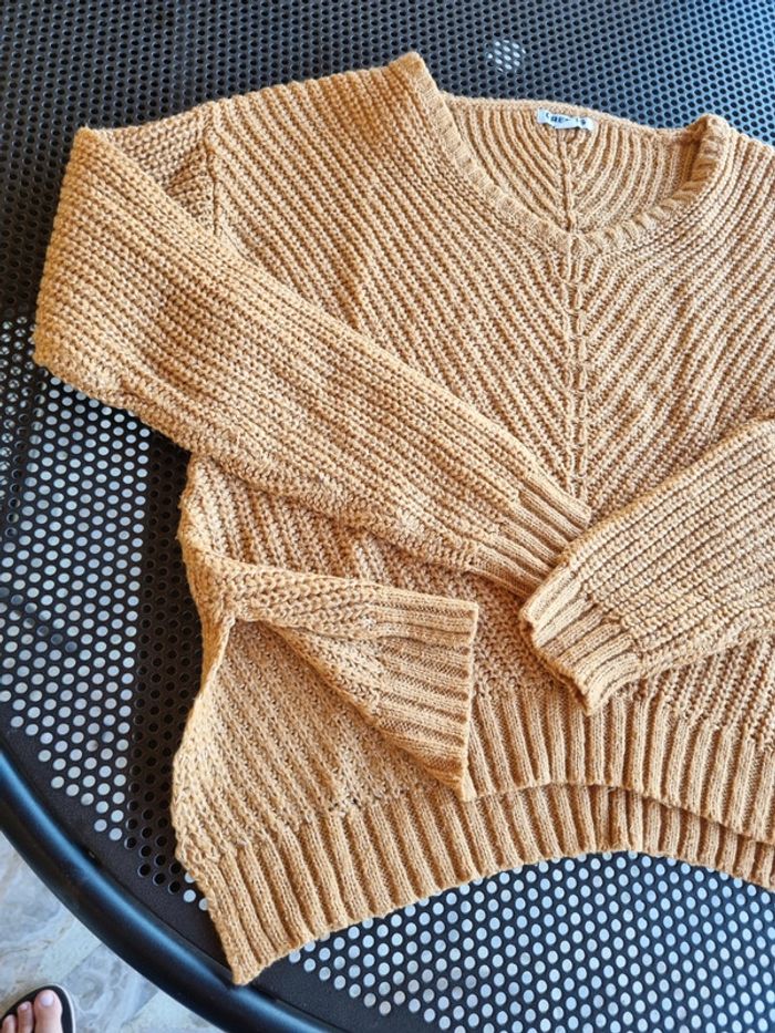 Pull moutarde - photo numéro 2