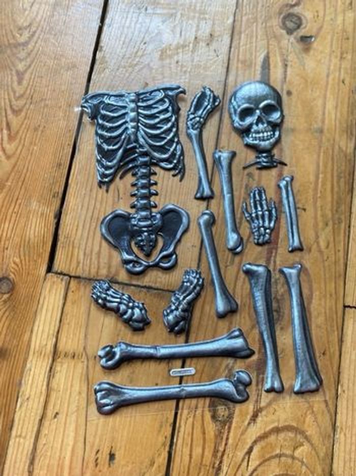 Pour Halloween Au choix plusieurs petits prix - photo numéro 3