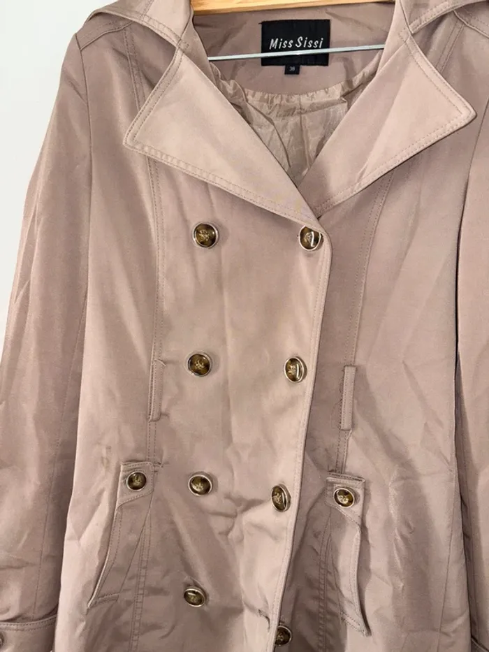 Trench femme taille 38 beige en très bon état - photo numéro 5