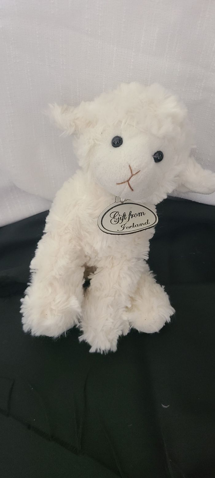 Peluche mouton GIFT FROM ICELAND blanc agneau assis 21 cm - photo numéro 4