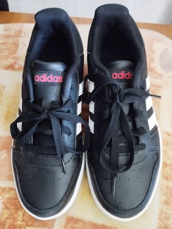Basket Adidas taille 36