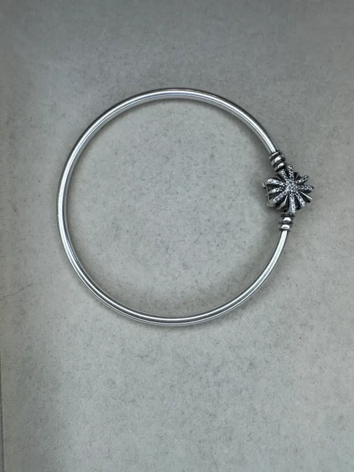 Bracelet Jonc Pandora Authentique Fermoir Feu d’artifice Taille 17