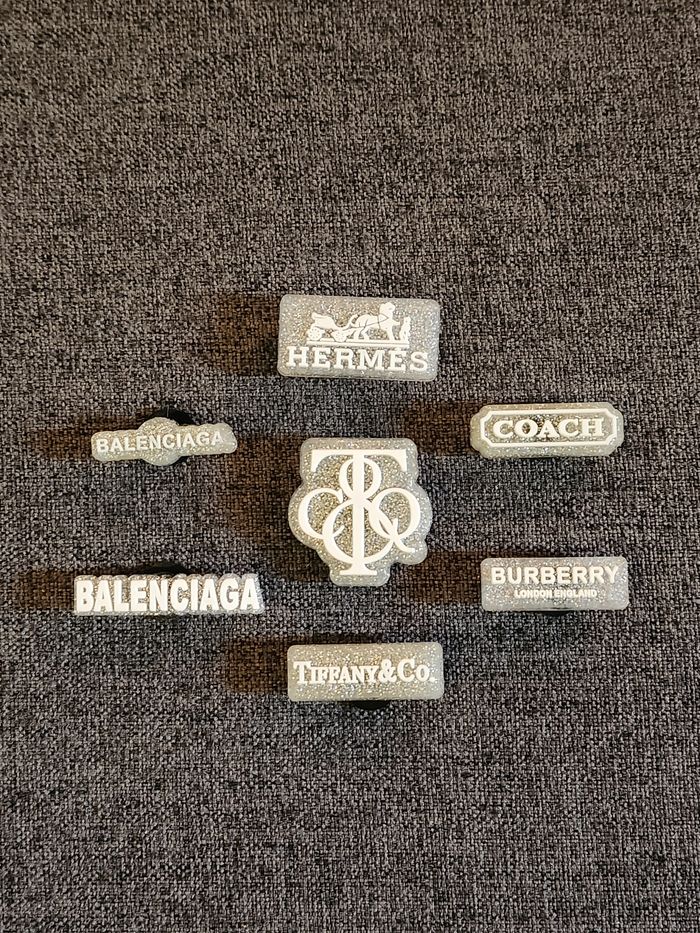 Jibbitz/PinsCrocs/Charms