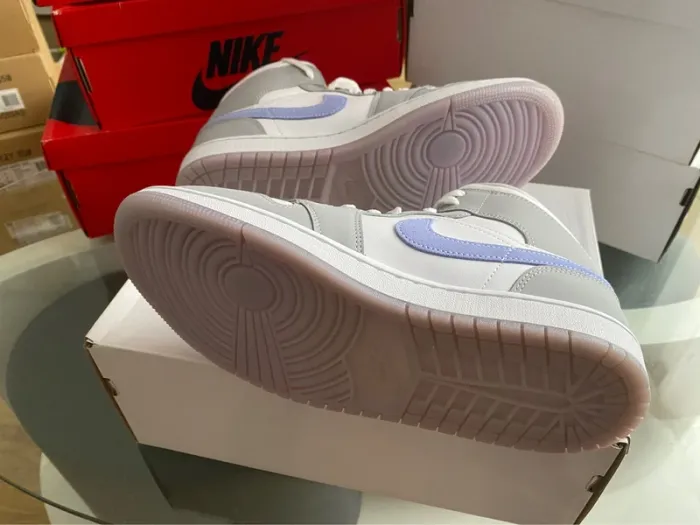 Jordan 1 mid wmns wolf grey - photo numéro 6