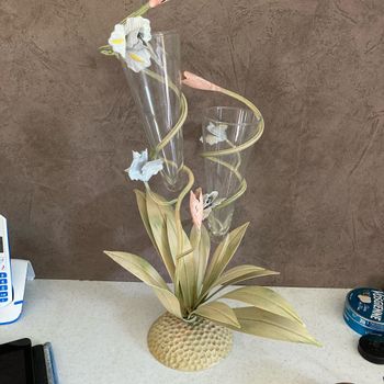 Joli vase en fer 50 cm