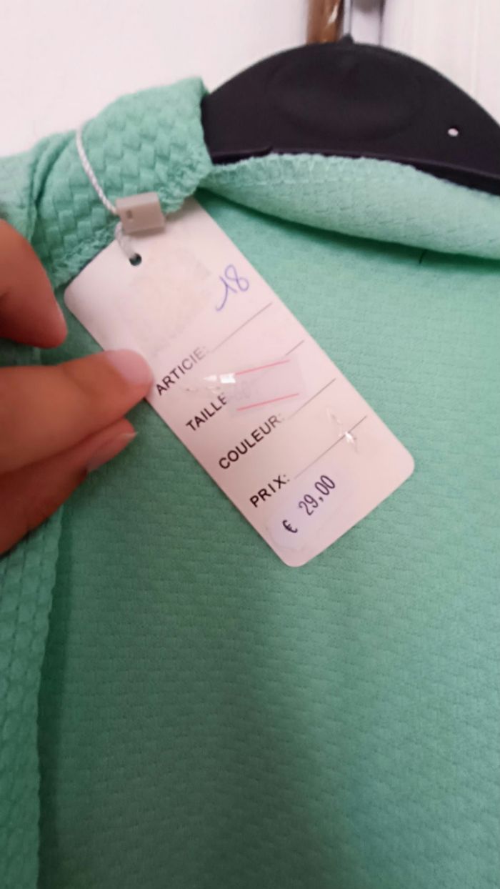 Veste  ceremonie neuve - photo numéro 6