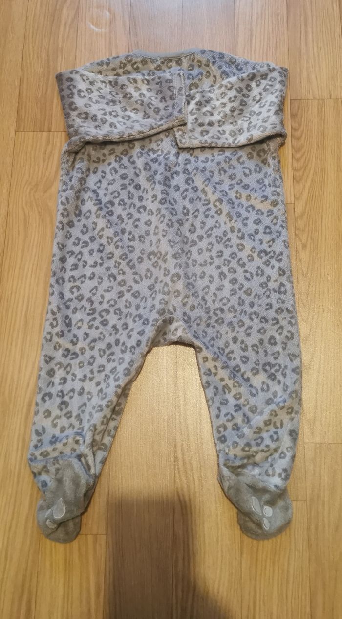 Pyjama léopard - photo numéro 2