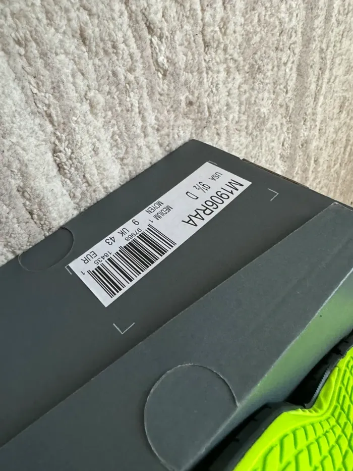 New Balance 1906R Neon Green - photo numéro 9