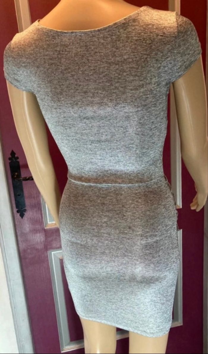 Robe choc h&M - taille 34 - photo numéro 5