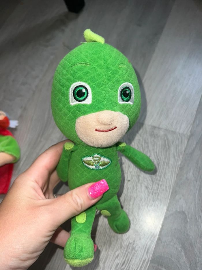 Peluche the pyjamasks glu glu Environ 20 cm