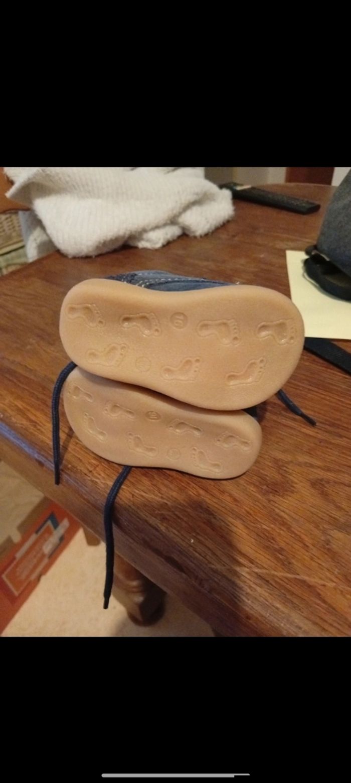 Chaussure montante pointure 16 - photo numéro 4