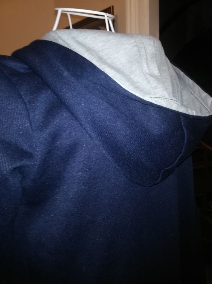 Veste capuche 12 ans - photo numéro 3