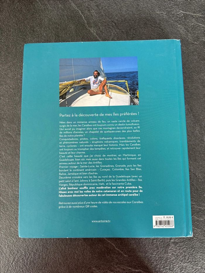 Magnifique -Livre escales aux Caraïbes - Gallimard - très bon état - photo numéro 2