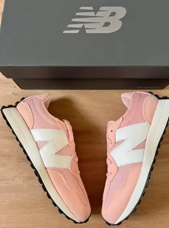 New Balance 327 Pink 37