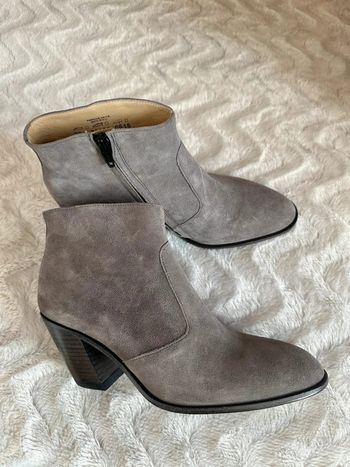 Magnifique paire de bottines free lance t38